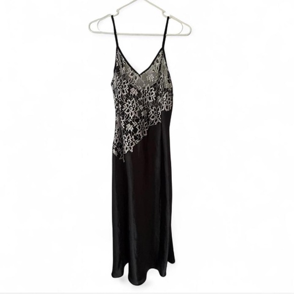 Jones New York Other - Vintage Jones New York Romantic Long Satin Sheer Lace Bust Intimate SZ SMALL